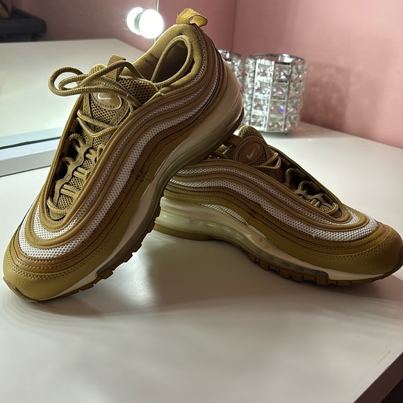 Nike Shoes - NIKE AIR MAX 97